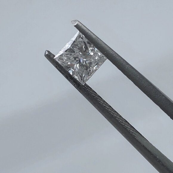 1.07ct GIA Natural Diamond, Colorless, Princess Cut - Picture 8 of 8